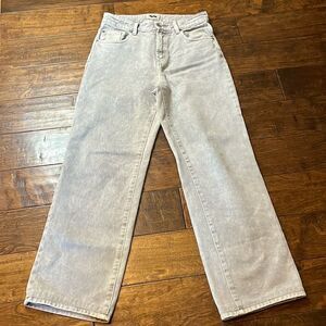 Punto Blanco Women’s, Size 8, Light Gray Wide Leg Jeans!